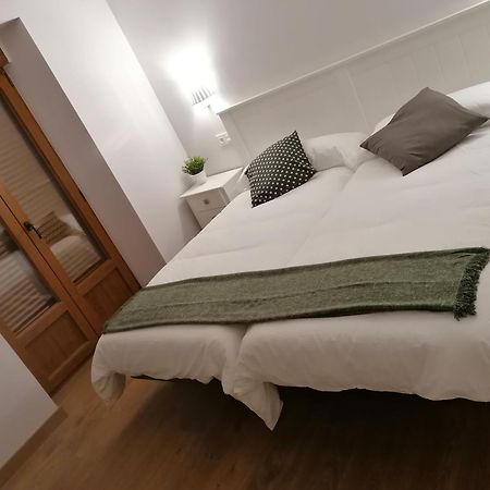 بيت شباب Casa Perazancas At 34-49 المظهر الخارجي الصورة