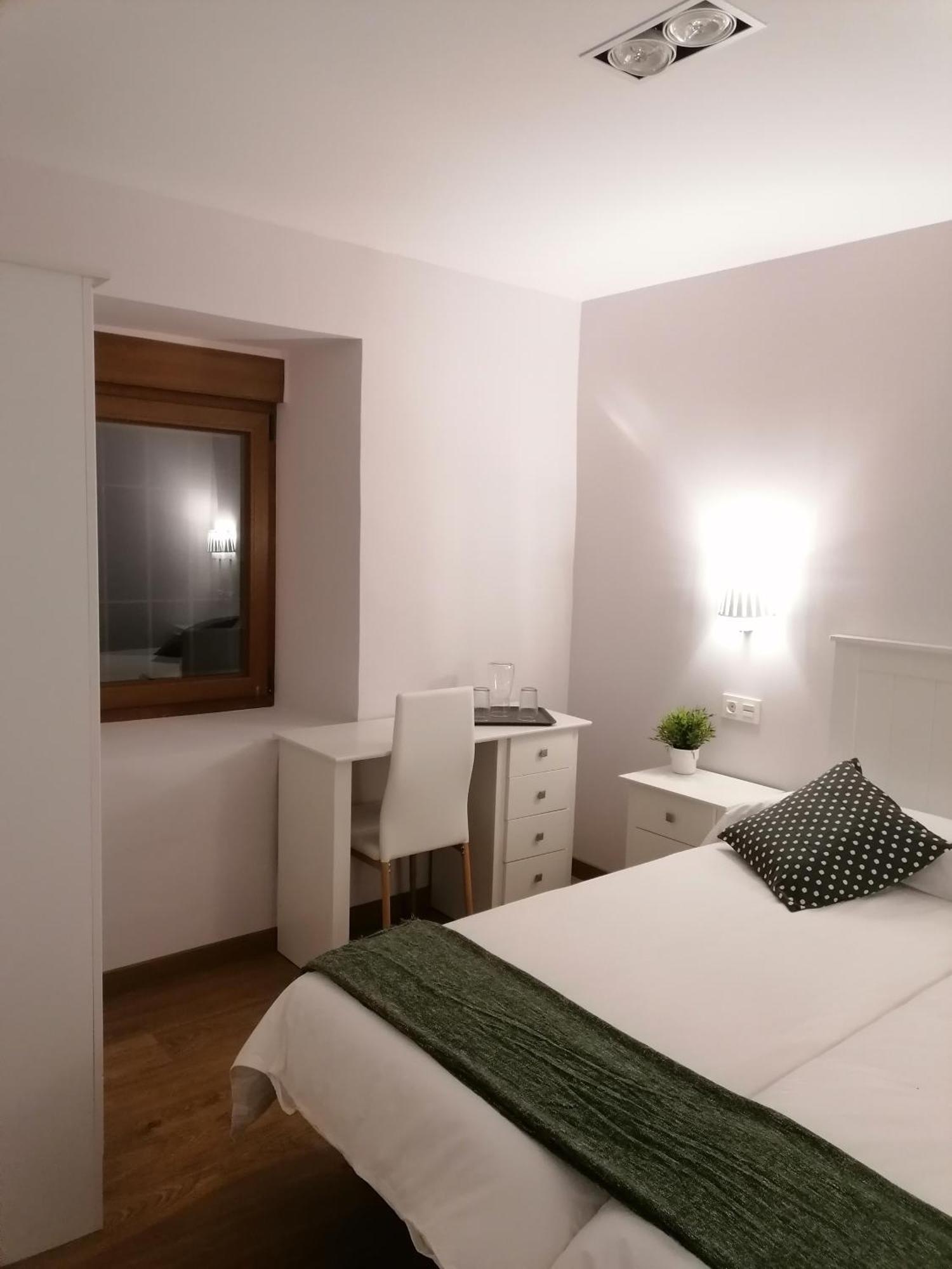 بيت شباب Casa Perazancas At 34-49 المظهر الخارجي الصورة
