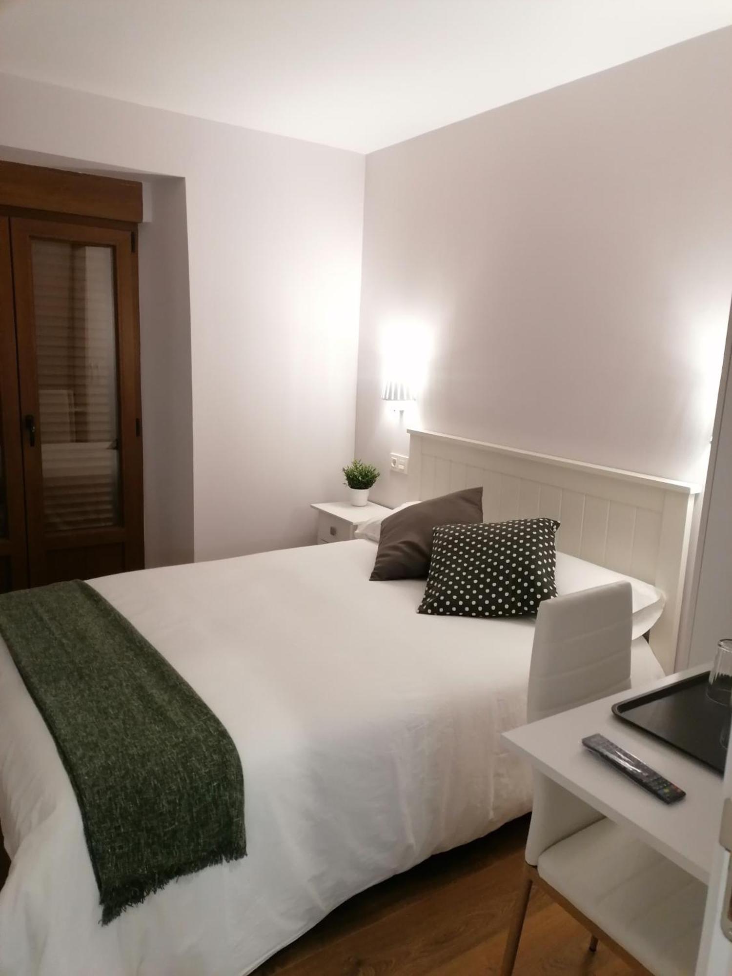 بيت شباب Casa Perazancas At 34-49 المظهر الخارجي الصورة
